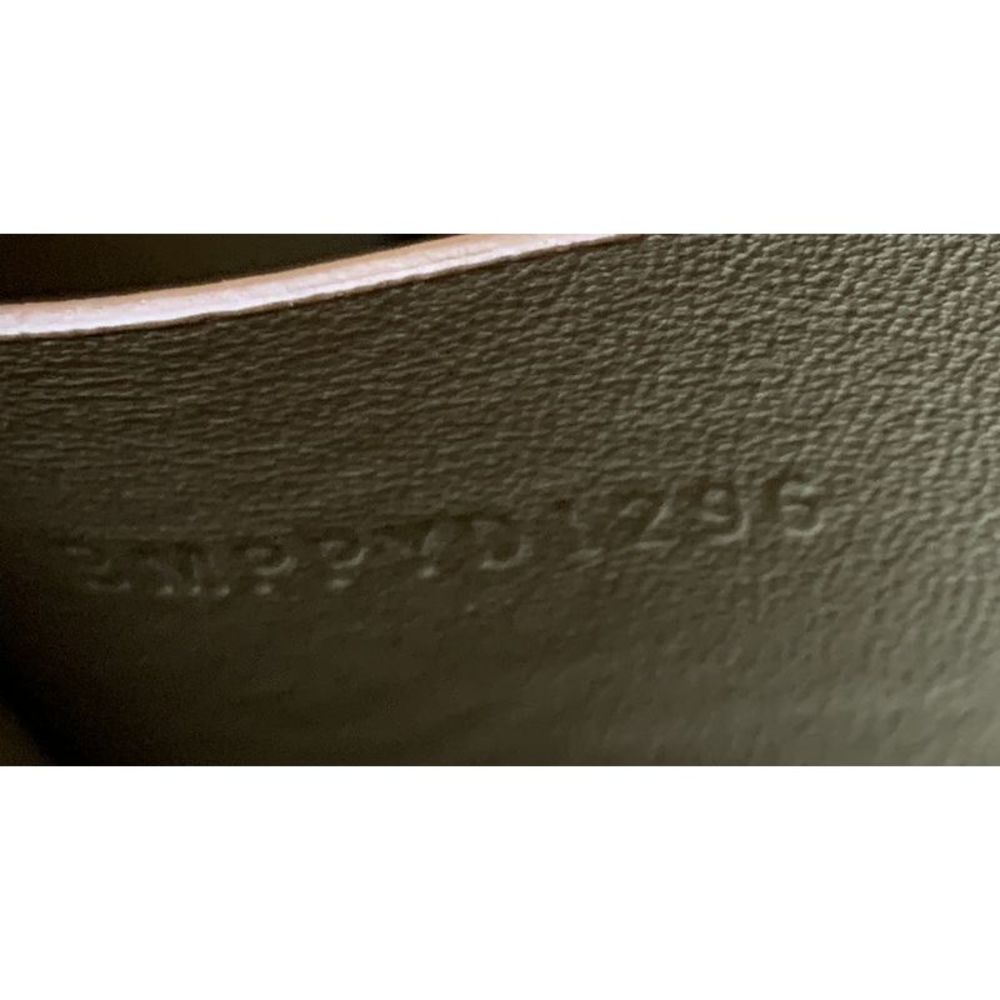 Burberry TB Envelope Chain Clutch Monogram Embossed Leather Small Neutral - Picture 6 of 6